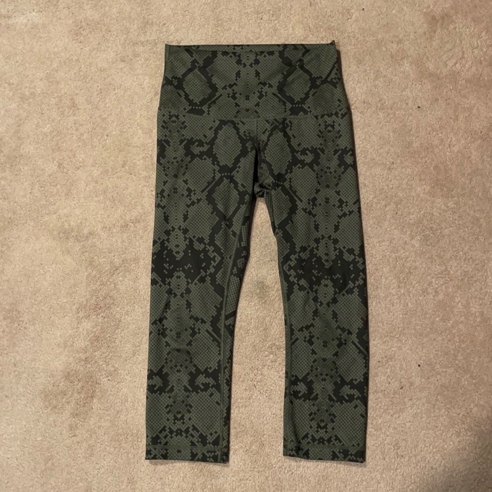 Lululemon Snakeskin Geoprint